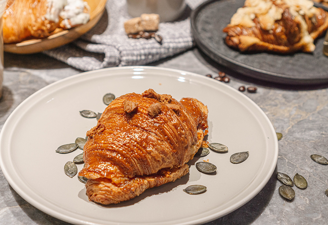 新作キャラメルのパンプキンパン